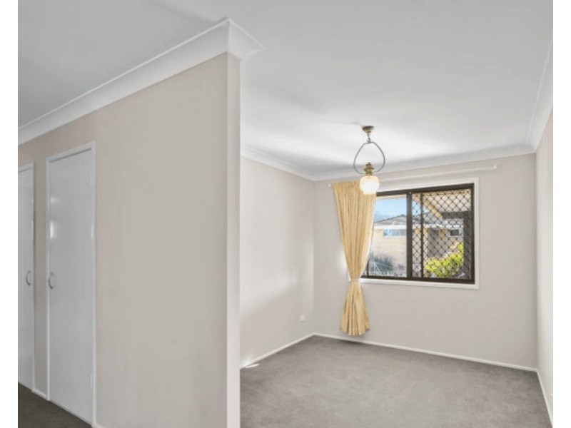 7 Muirfield Street, Macgregor QLD 4109