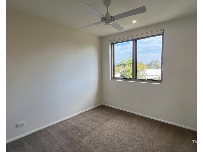 405/5 Chester Terrace, Southport QLD 4215