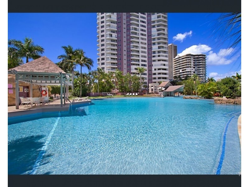 ID:21190321/12 Commodore Drive, Surfers Paradise QLD 4217