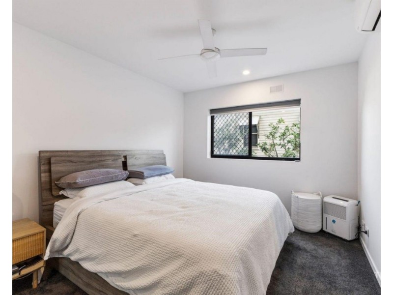 202/9 Violet Street, Redcliffe QLD 4020