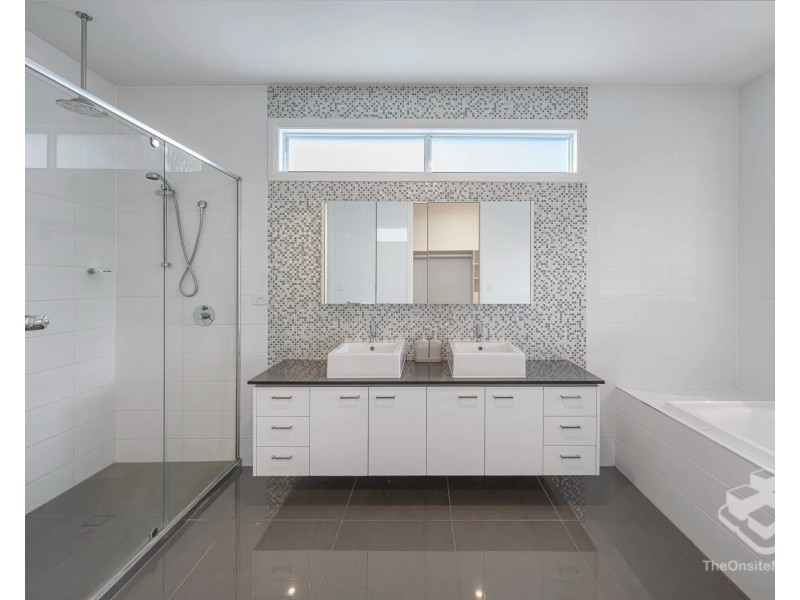 341 MacArthur Avenue, Hamilton QLD 4007