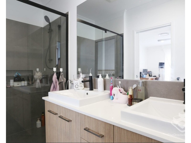 7 Perring Crescent, Rochedale QLD 4123