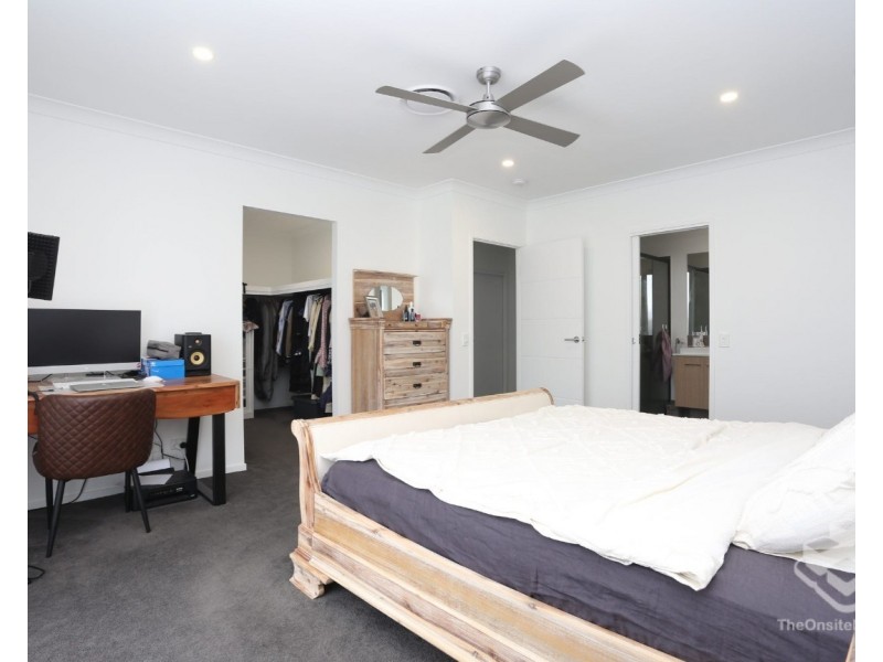 7 Perring Crescent, Rochedale QLD 4123