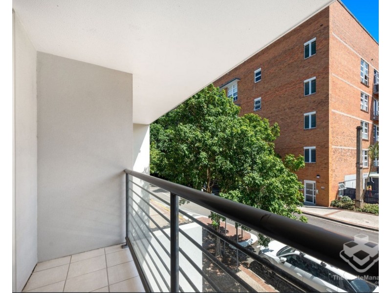 ID:21190516/10 Vernon Terrace, Teneriffe QLD 4005