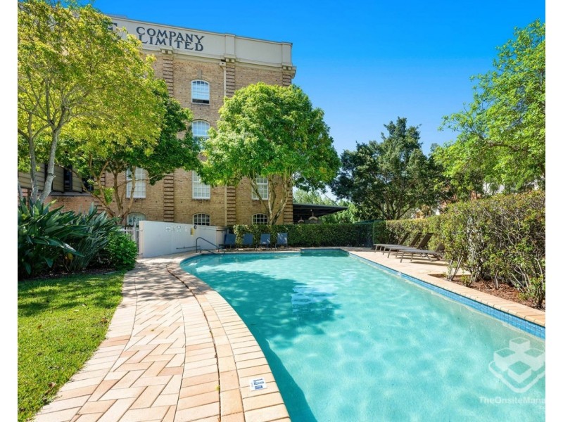 ID:21190516/10 Vernon Terrace, Teneriffe QLD 4005