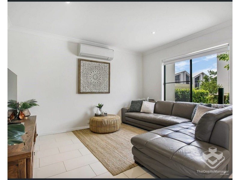 ID:21190581/1 Residences Circuit, Pimpama QLD 4209