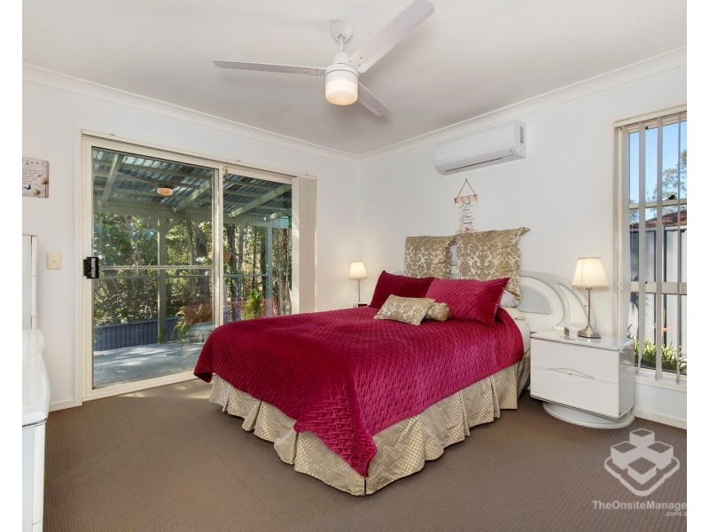 102 Cootharaba Drive, Helensvale QLD 4212