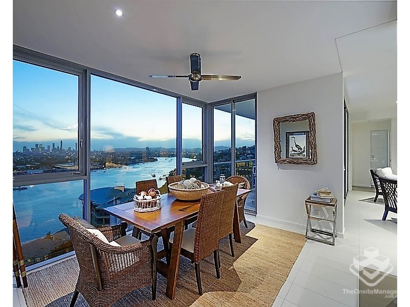 ID:21190777/2 Harbour Road, Hamilton QLD 4007