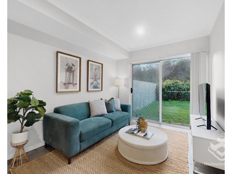 2/61 Mint Crescent, Griffin QLD 4503