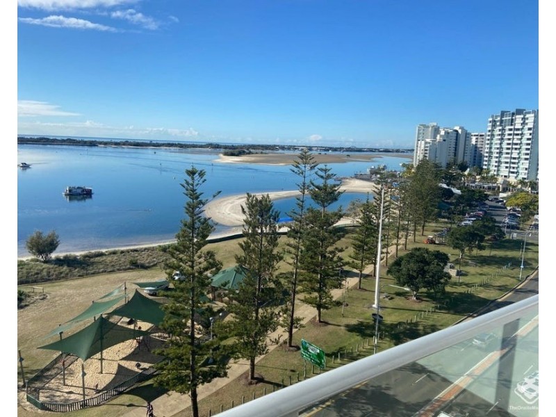 ID:21190822/388 Marine Parade, Labrador QLD 4215