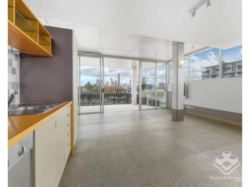 8/16 Skyring Terrace, Teneriffe QLD 4005