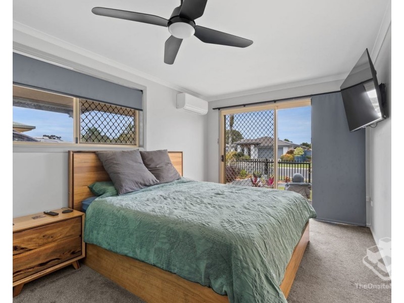 6 Twolyn Street, Urangan QLD 4655
