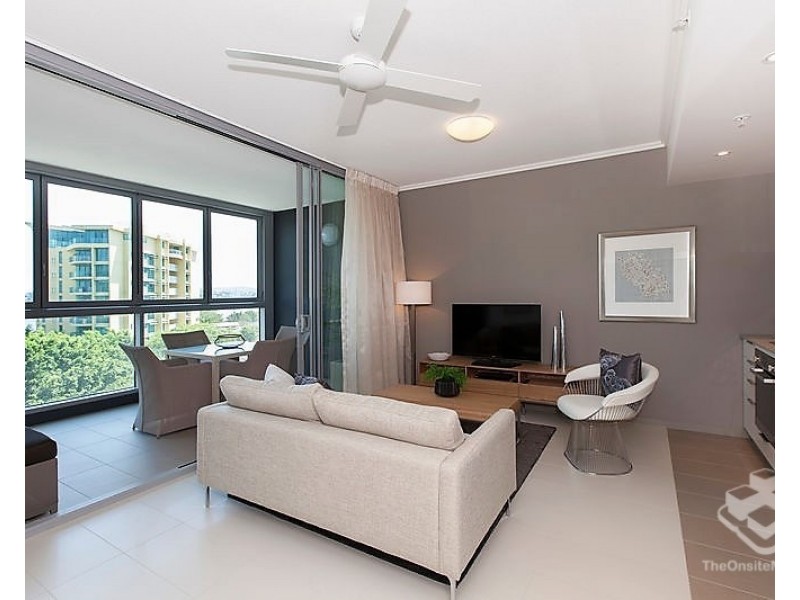 ID:21190852/ 2 Harbour Road, Hamilton QLD 4007