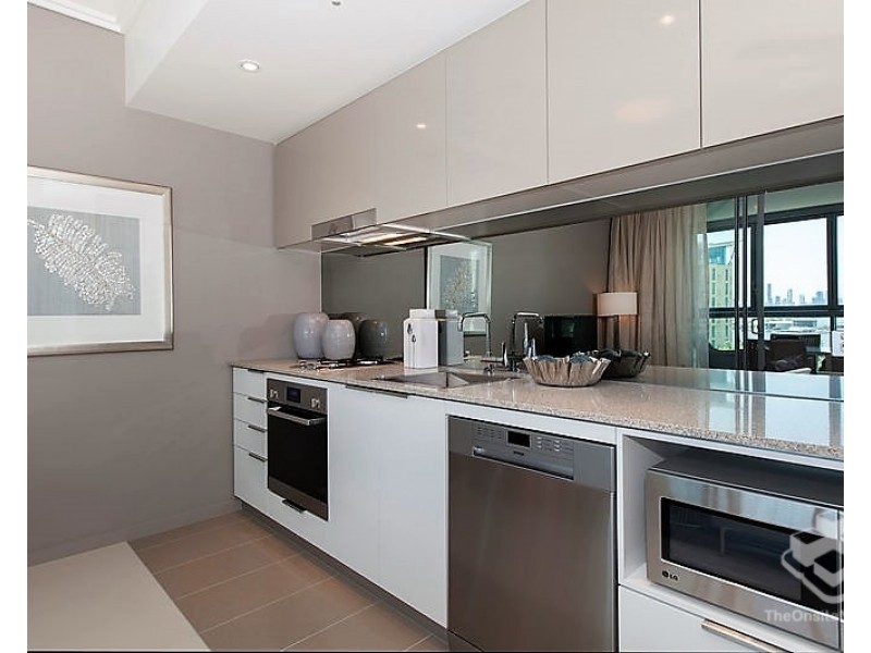 ID:21190852/ 2 Harbour Road, Hamilton QLD 4007