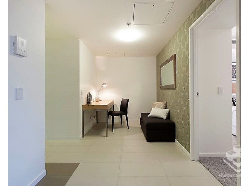 ID:21190852/ 2 Harbour Road, Hamilton QLD 4007