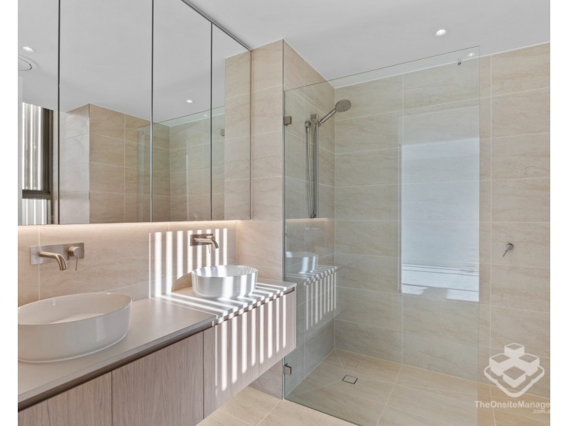 18/35 Swann Road, Taringa QLD 4068