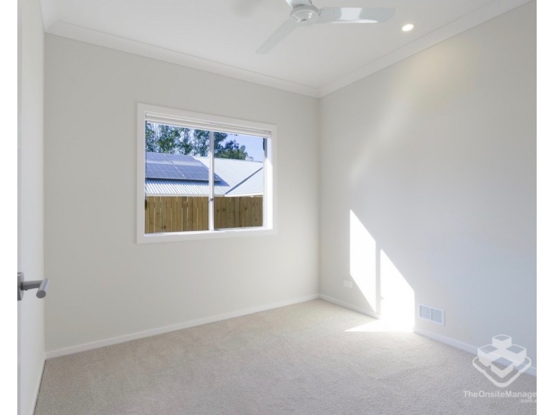 43 Suncrest Mews, Redbank Plains QLD 4301