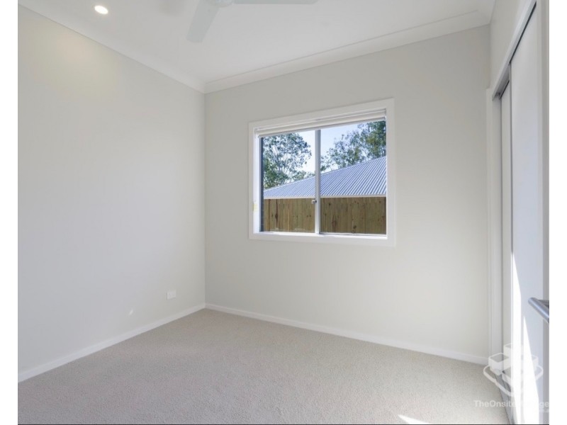 43 Suncrest Mews, Redbank Plains QLD 4301