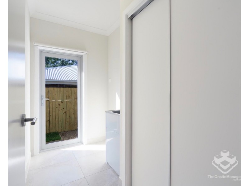 43 Suncrest Mews, Redbank Plains QLD 4301