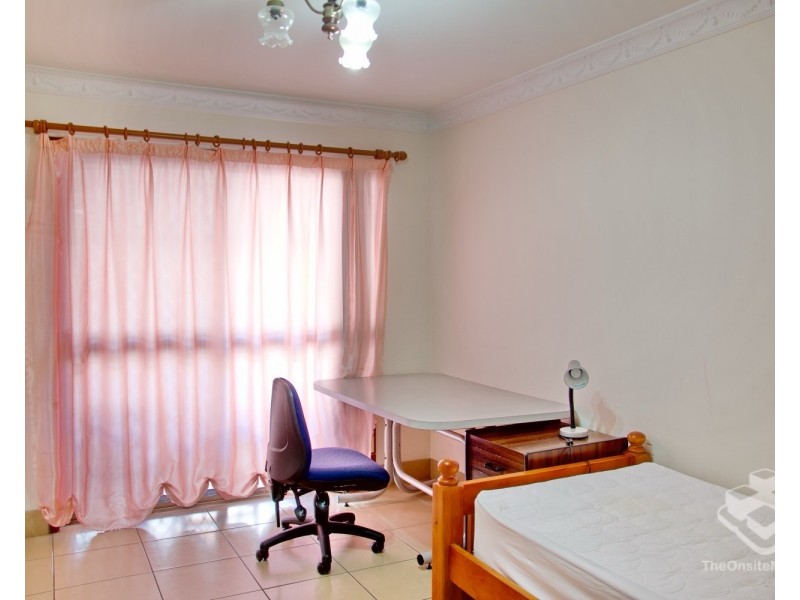 86 Andaman Street, Jamboree Heights QLD 4074