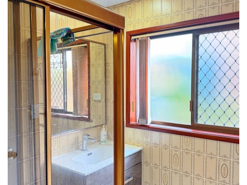 86 Andaman Street, Jamboree Heights QLD 4074