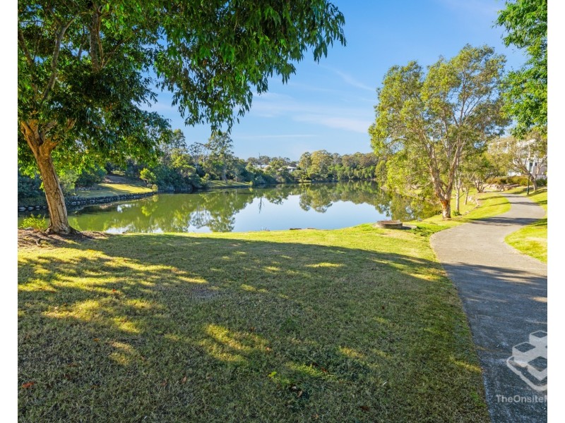9 Saleya Drive, Varsity Lakes QLD 4227