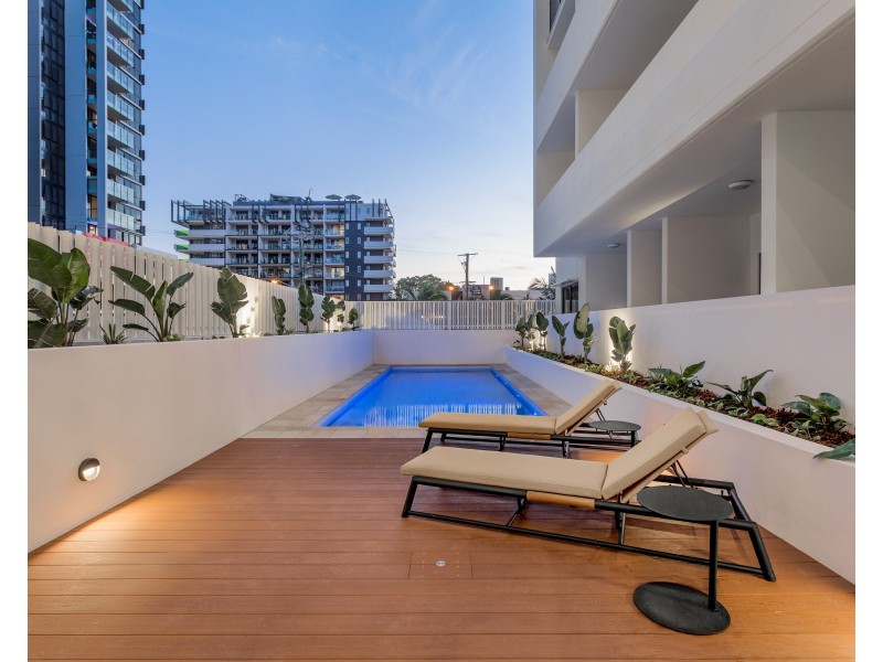 ID:21191072/8 Holden Street, Woolloongabba QLD 4102
