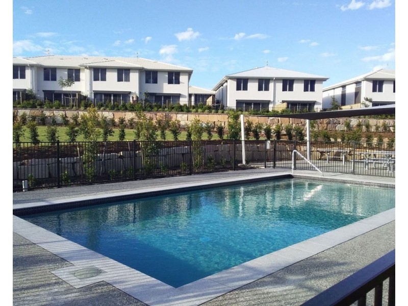 130/5 Angela Way, Pimpama QLD 4209