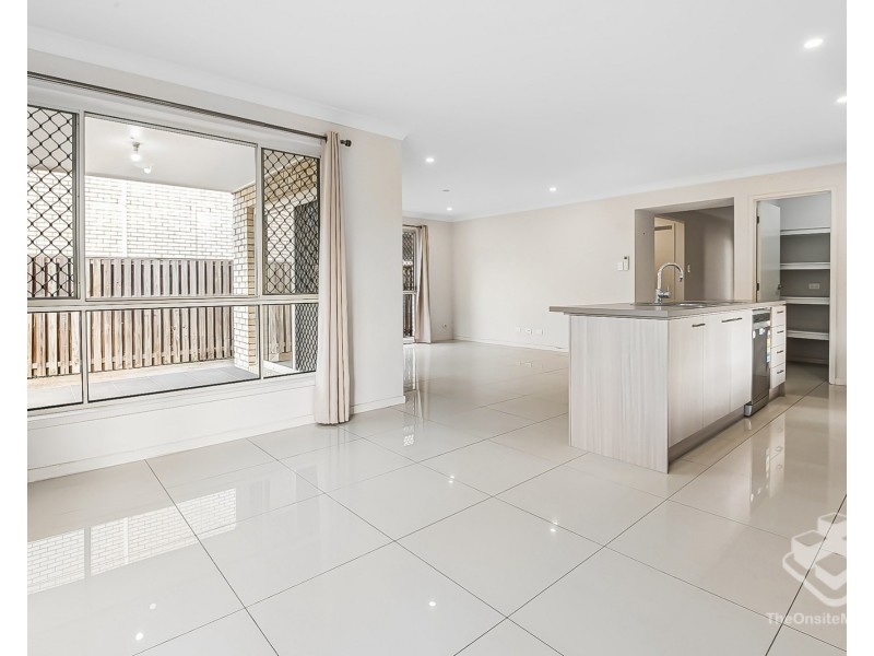 8 Anook Avenue, Browns Plains QLD 4118