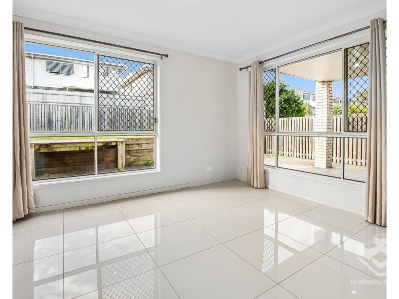 8 Anook Avenue, Browns Plains QLD 4118