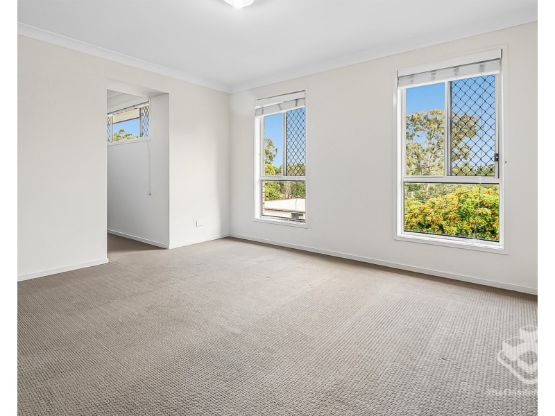 8 Anook Avenue, Browns Plains QLD 4118
