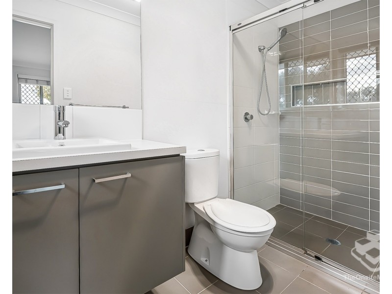 8 Anook Avenue, Browns Plains QLD 4118