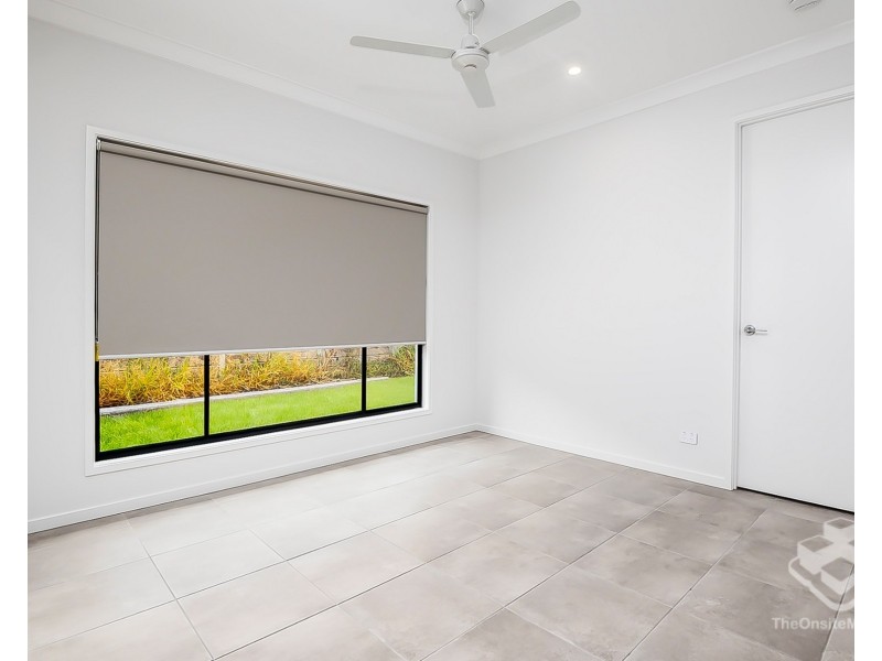 68 Redcomb Drive, Park Ridge QLD 4125