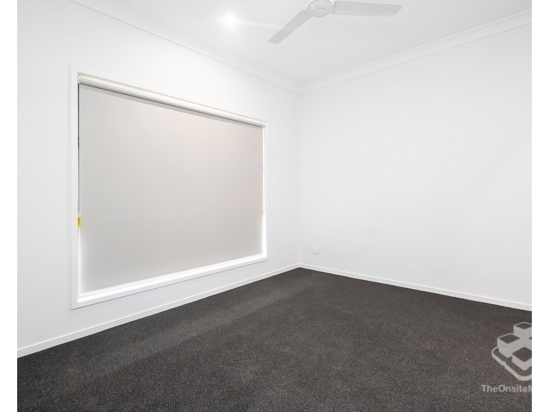 68 Redcomb Drive, Park Ridge QLD 4125