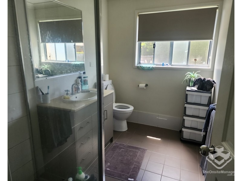 ID:21191352/230 Pulgul, Urangan QLD 4655