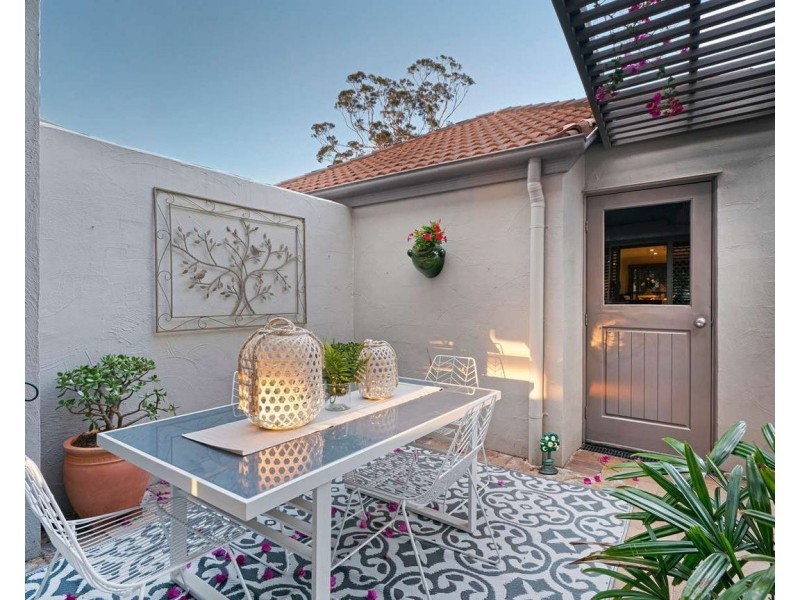 66A Kenbury Street, Bulimba QLD 4171