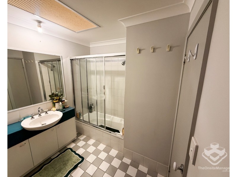 Unit 14/1060 Waterworks Road, The Gap QLD 4061