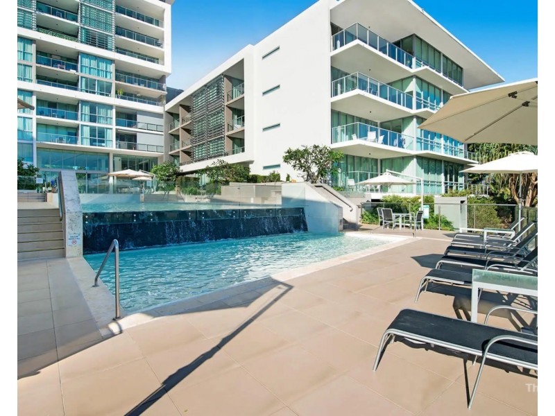 ID:21191682/ 33 T E Peters Drive, Broadbeach QLD 4218