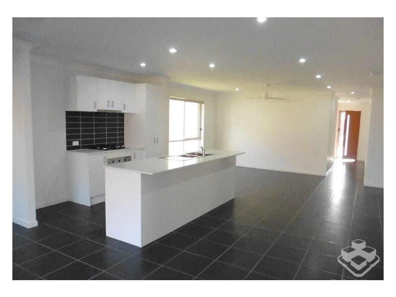 7 Bluestone Drive, Logan Reserve QLD 4133