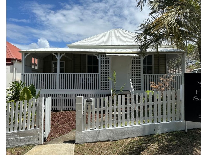 24 Maryvale Street, West End QLD 4810