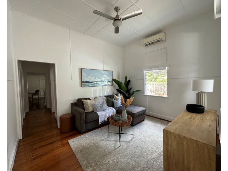 24 Maryvale Street, West End QLD 4810