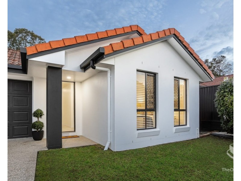 72 Watarrka Drive, Parkinson QLD 4115