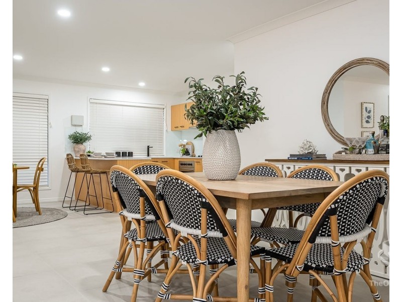 72 Watarrka Drive, Parkinson QLD 4115