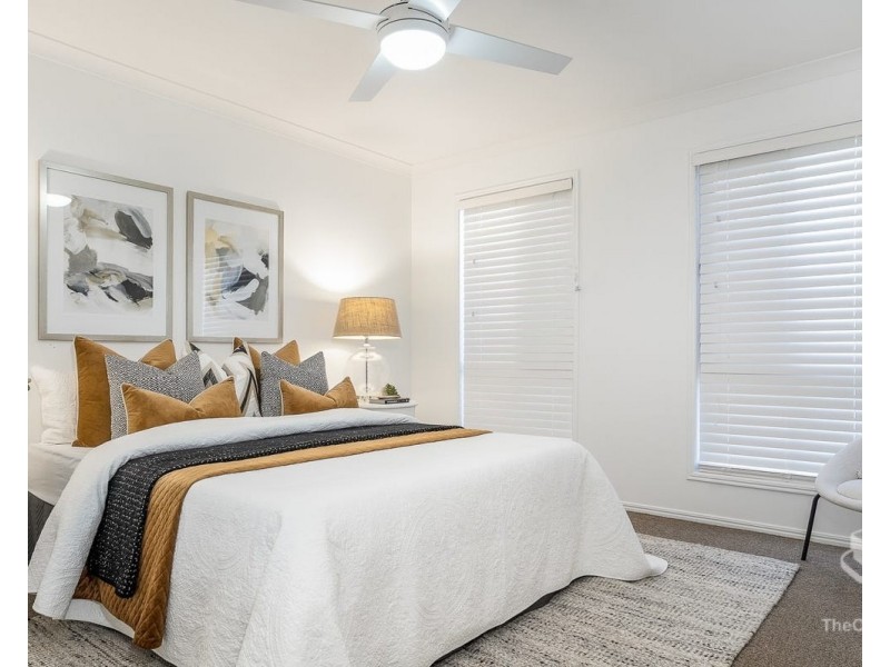 72 Watarrka Drive, Parkinson QLD 4115