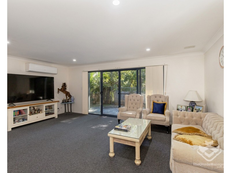 20/2 Jefferson Court, Upper Coomera QLD 4209