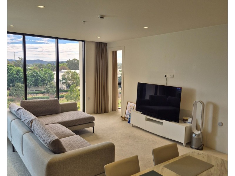 ID:21191877/1 Marina Drive, Benowa QLD 4217