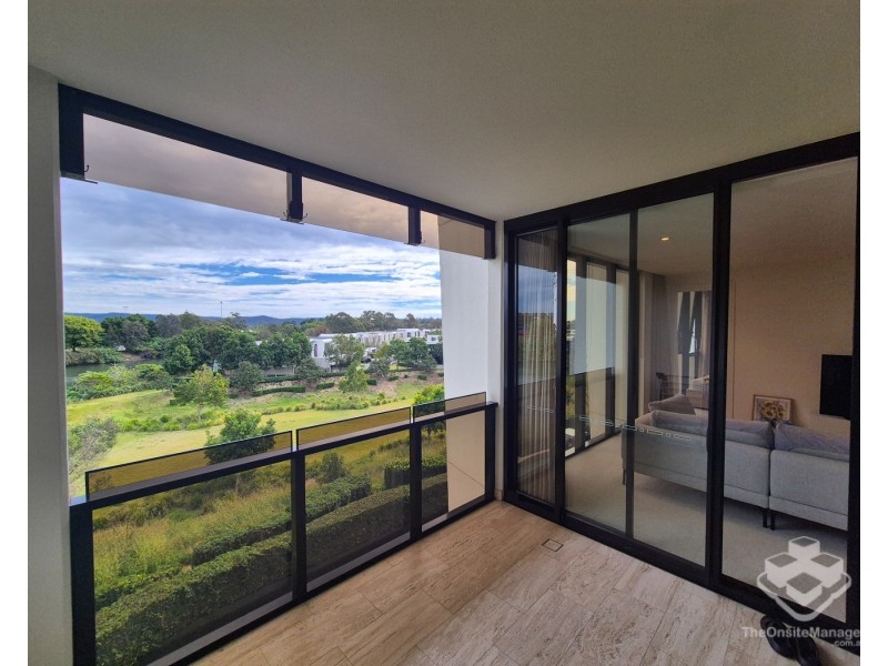 ID:21191877/1 Marina Drive, Benowa QLD 4217