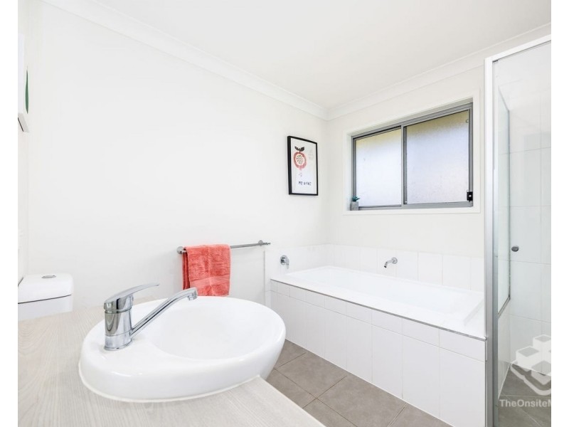 41 O’Connell Pde, Urraween QLD 4655