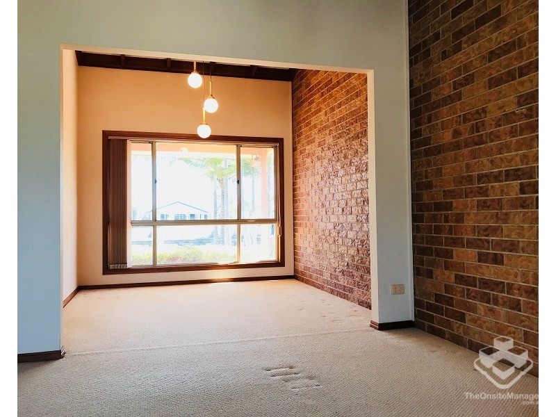 18 Keel Street, Birkdale QLD 4159