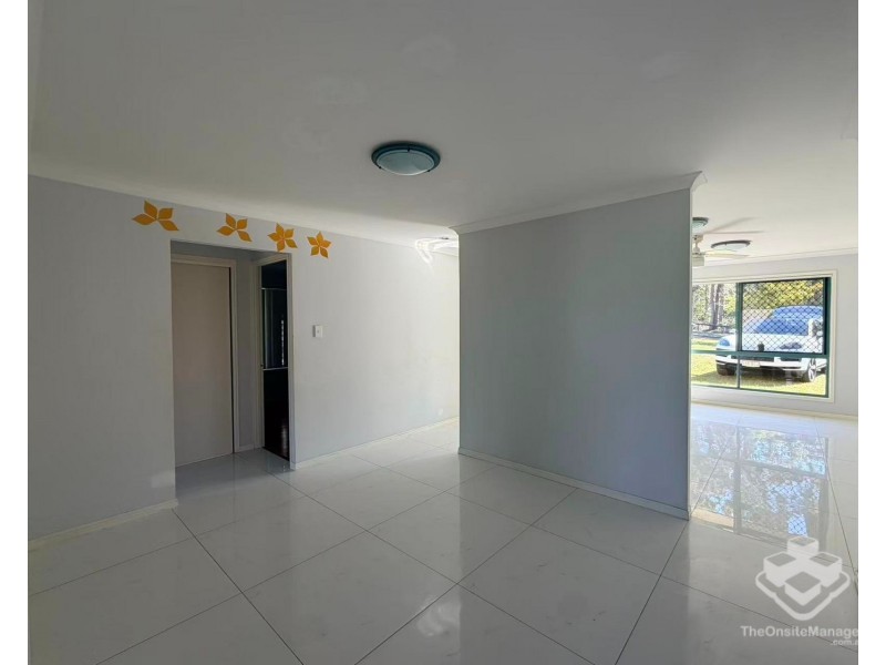 28 Rubicon Crescent, Kuraby QLD 4112